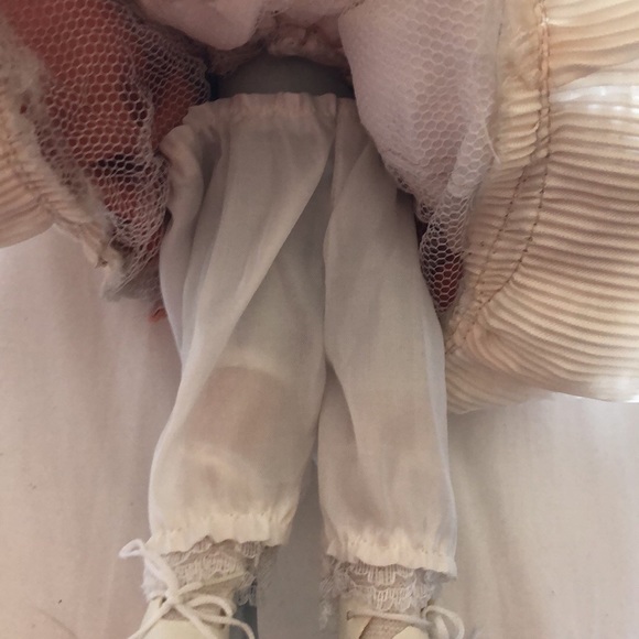 Victorian doll - Picture 10 of 10